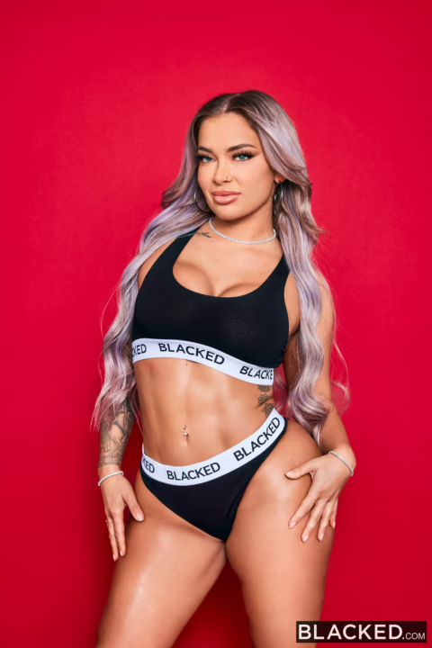 Hayley Davies - Blacked